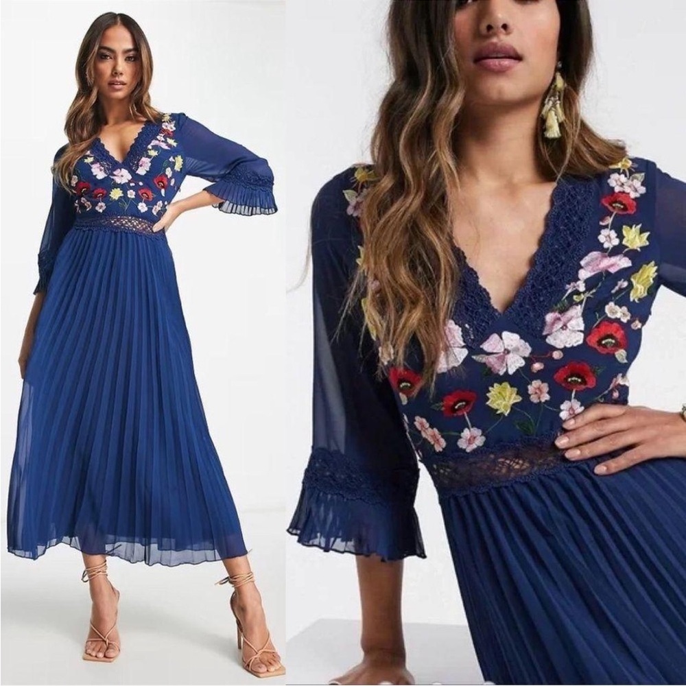 NWT ASOS Design Blue Floral Embroidered Lace Pleated Mini Dress Size 0